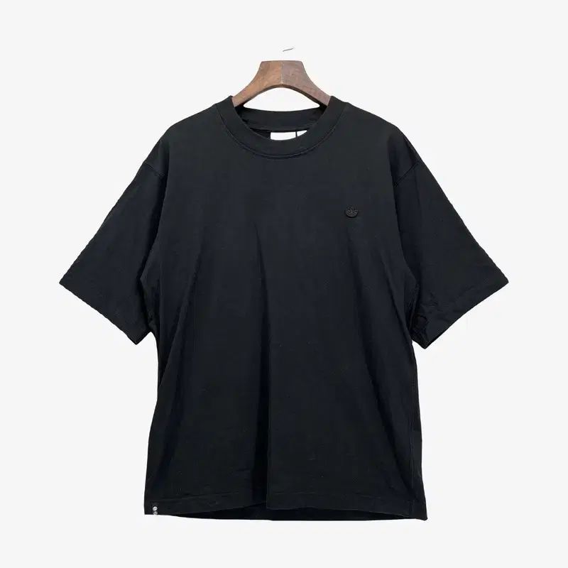 (Women XS) アディダス コットン 半袖 Tシャツ ブラック MTB0689