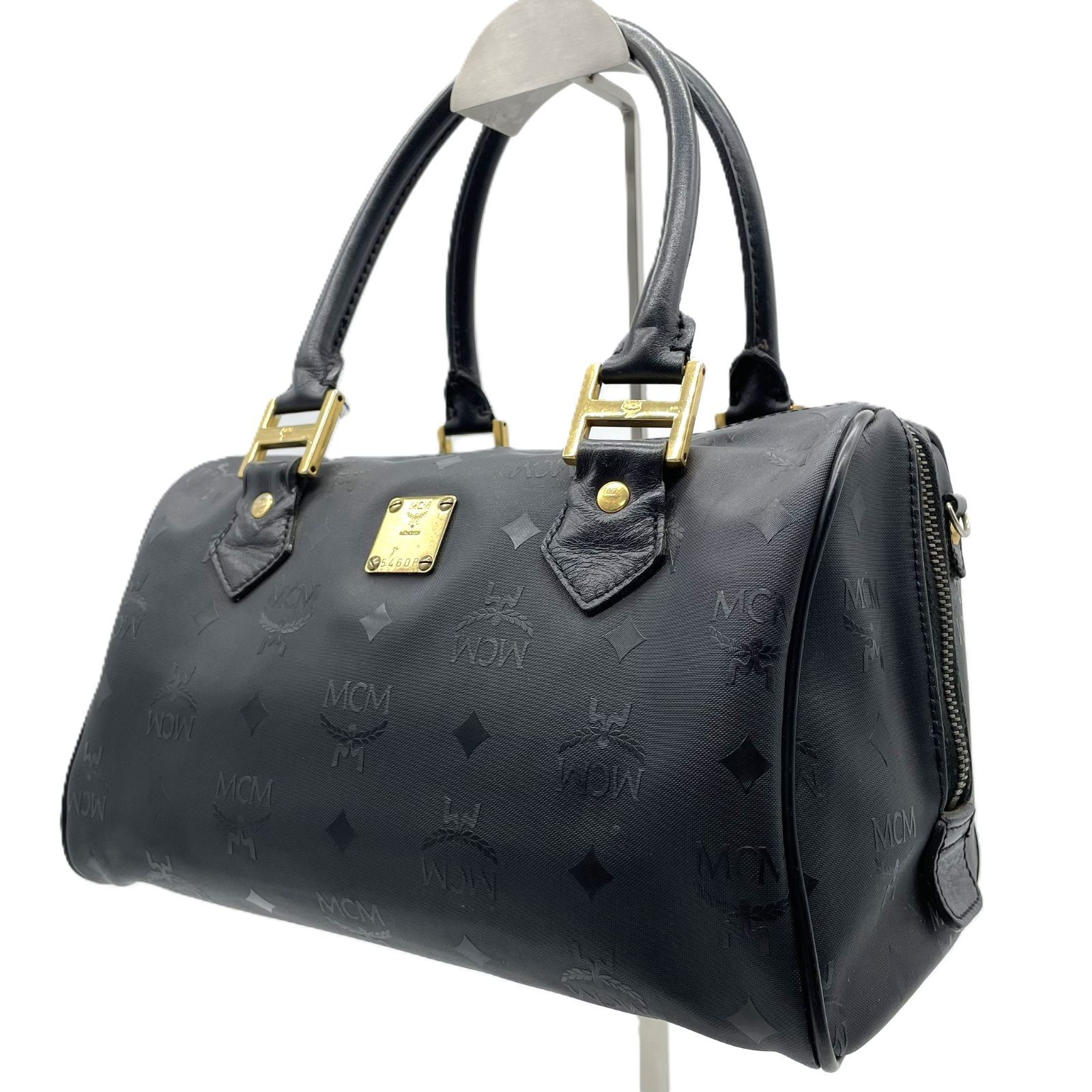 エムシーエム MCM ミニボストンバッグ ヴィセトス柄 PVC レザー ブラック ゴールド金具 ハンドバッグ ロゴ 総柄 筒型 おしゃれ ミニバッグ ヴィンテージ 希少 レディース 人気 上品 高級感 デート ビジネス
