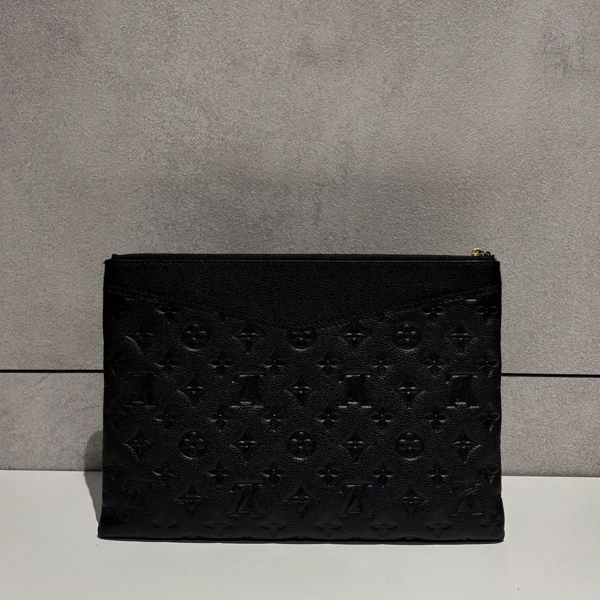 Louis Vuitton ルイヴィトン アンプレザント デイリー ポーチ