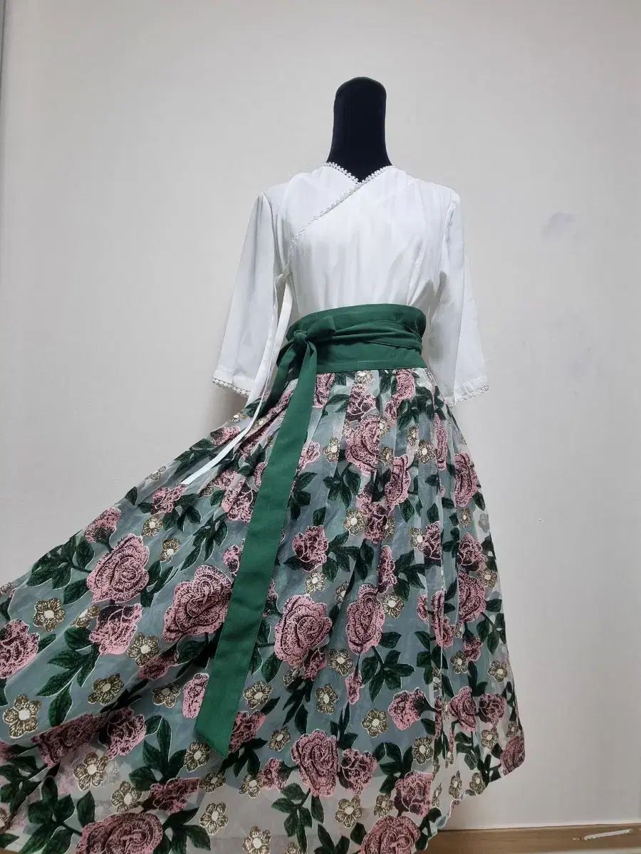 カジュアルチマチョゴリ オーガンザ 改良チマチョゴリ (ゲストルック 披露宴 顔合わせ 礼服 チョルリク ワンピース