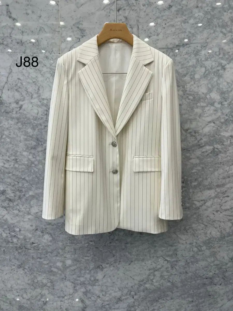 jsNEW YORKスタイル セール (当日発送) 完売 ストライプ 袖 POINT ジャケット
