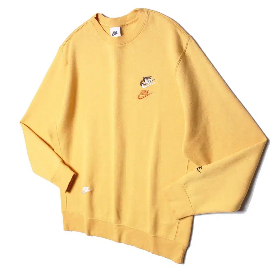 110 NIKE マルチスウッシュ セミルーズ