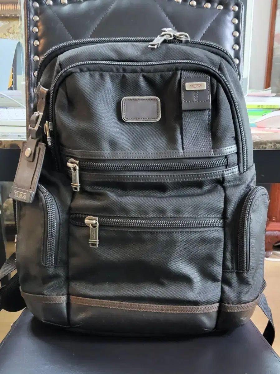 TUMI トゥミ ブラック バックパック