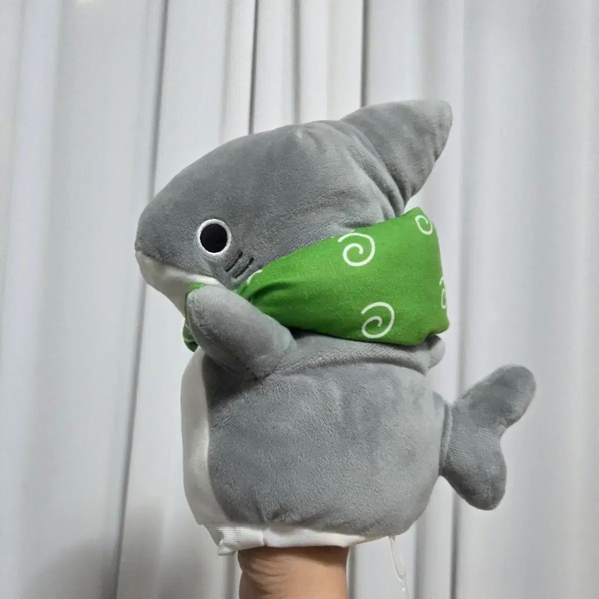 おでかけ 赤ちゃん サメ ぬいぐるみ おでかけ 小サメ 手ぬいぐるみ 日本 マスコット グッズ