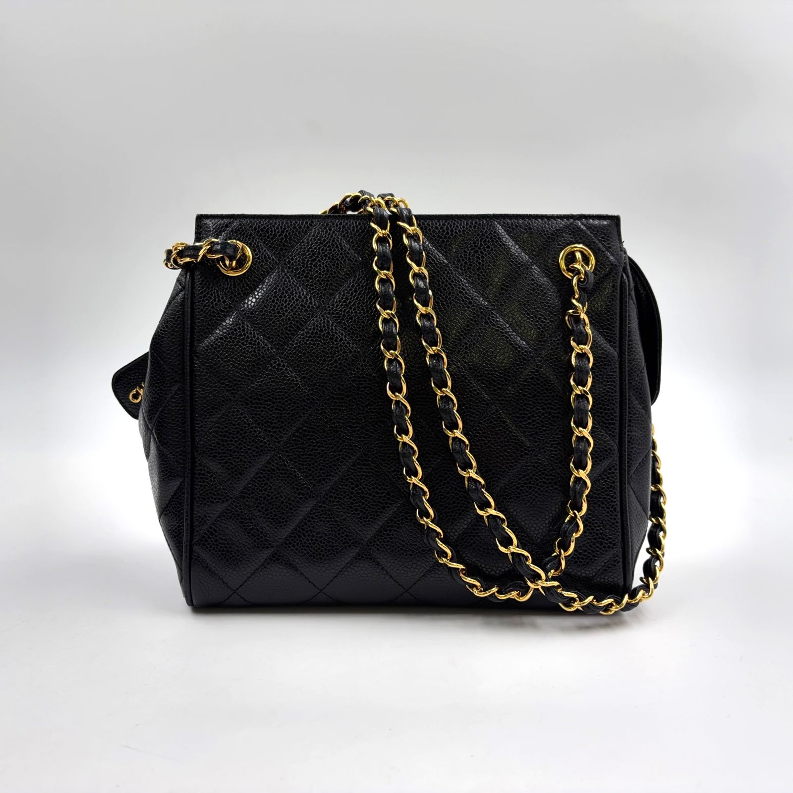 CHANEL キャビアスキン マトラッセ シリアル番号3番台 キャビアスキン 