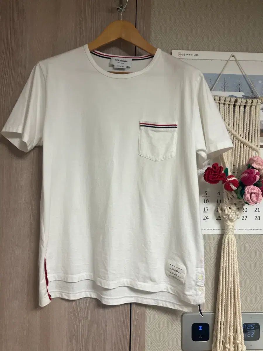トム・ブラウン ポケット付き 半袖 Tシャツ 白