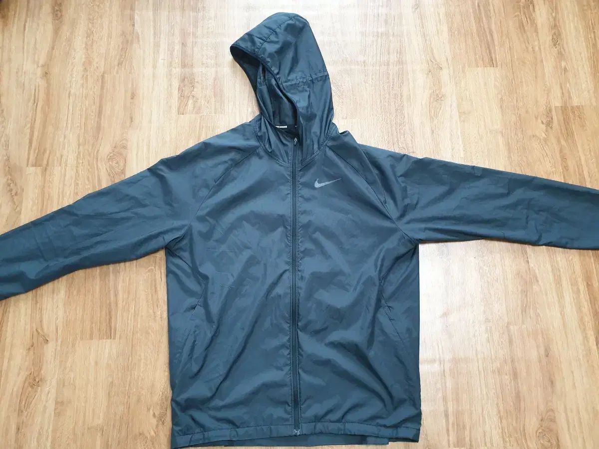 NIKE(ナイキ) ウィンドブレーカー xl