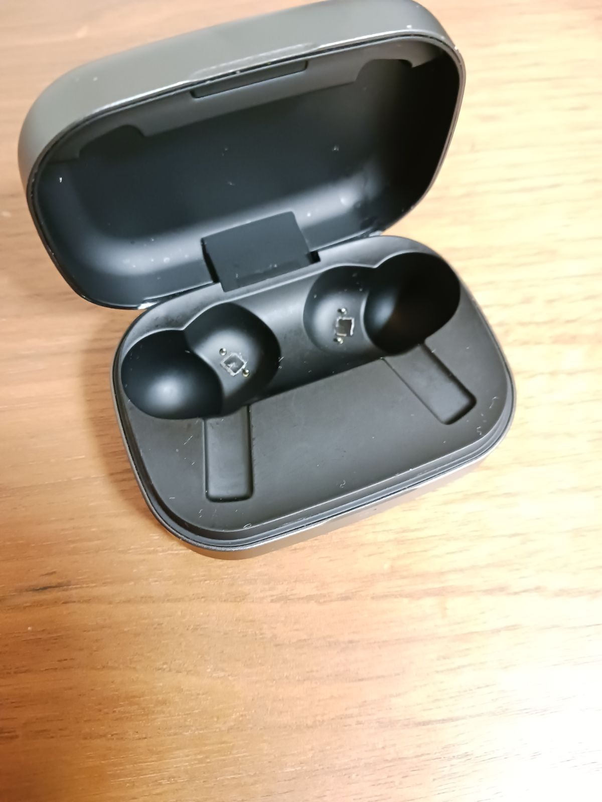 bang&olufsen eleven（ケースのみ）