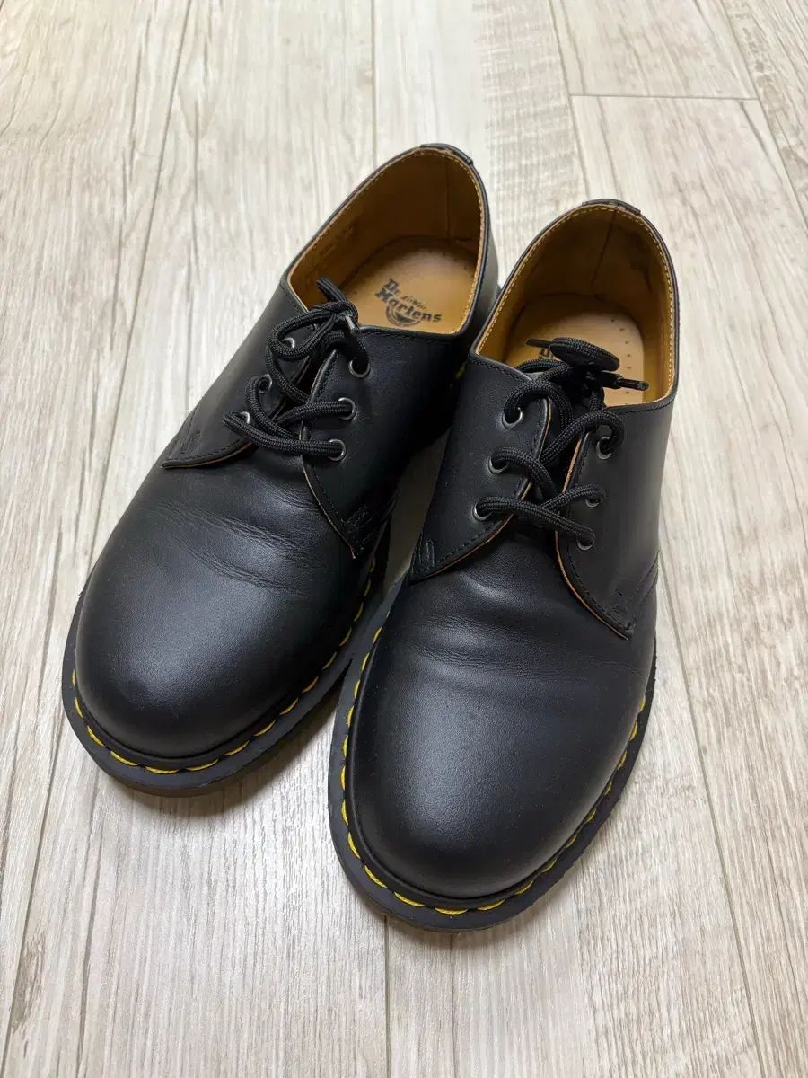 DR. MARTENS ドクターマーチン 1461 3ホール ナッパ 260