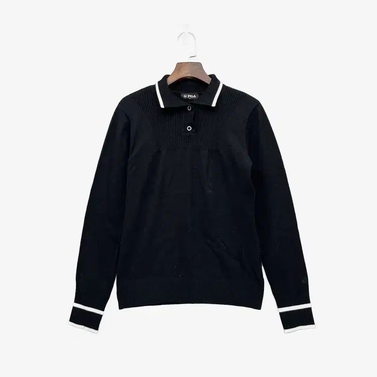 (90) PGA ブラック KARA Tシャツ