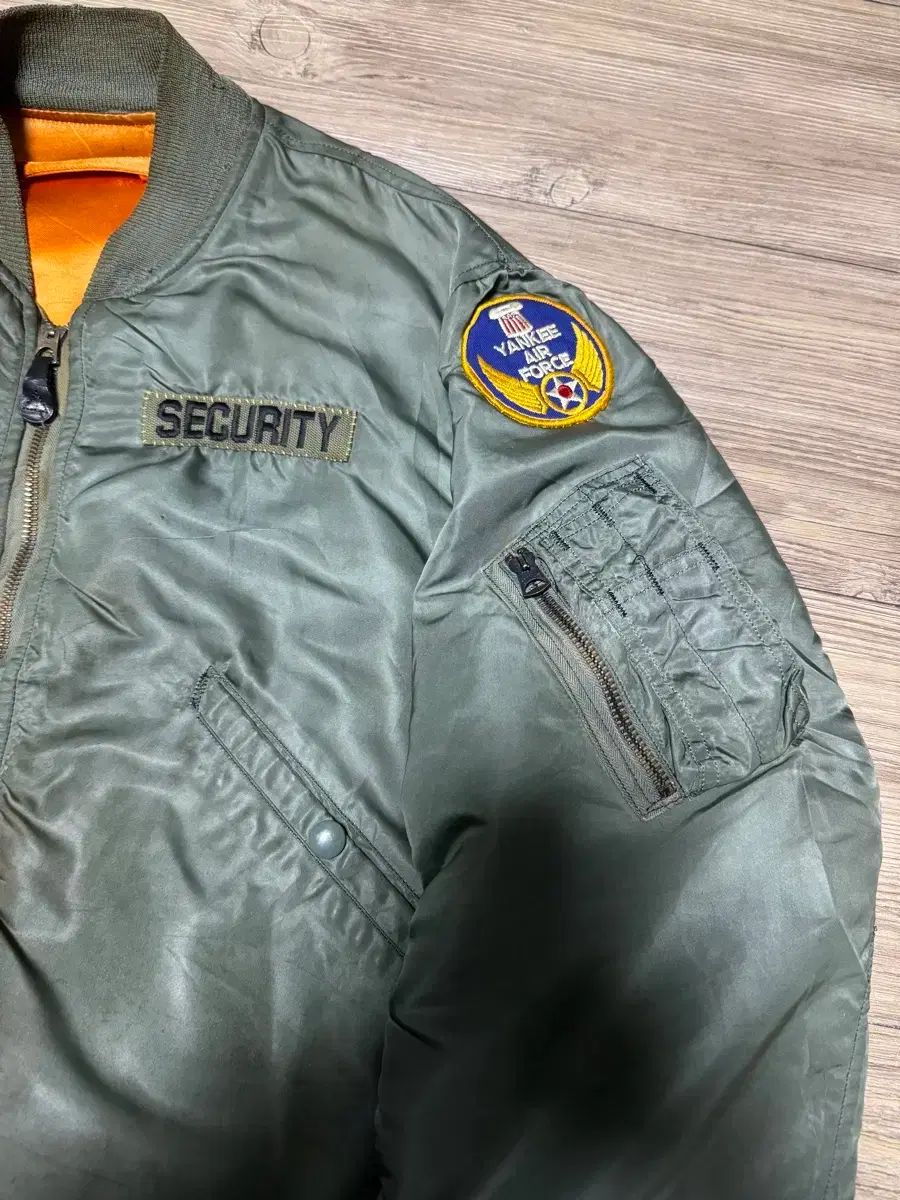 正規品，豊富な 60s USAF アルファ インダストリーズ L2B フライト