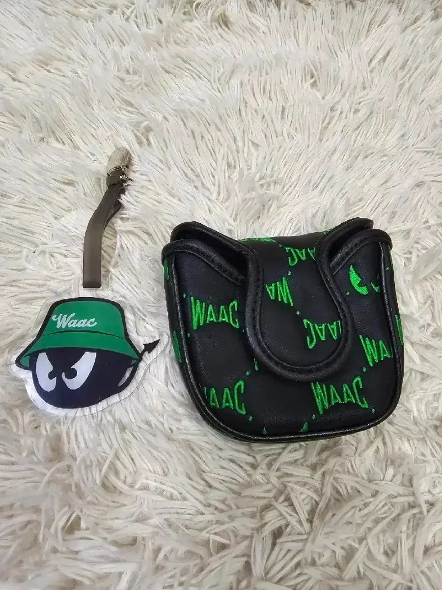 <限定モデル>ワック(WACC ) ゴルフ パター カッパー (マレット型)