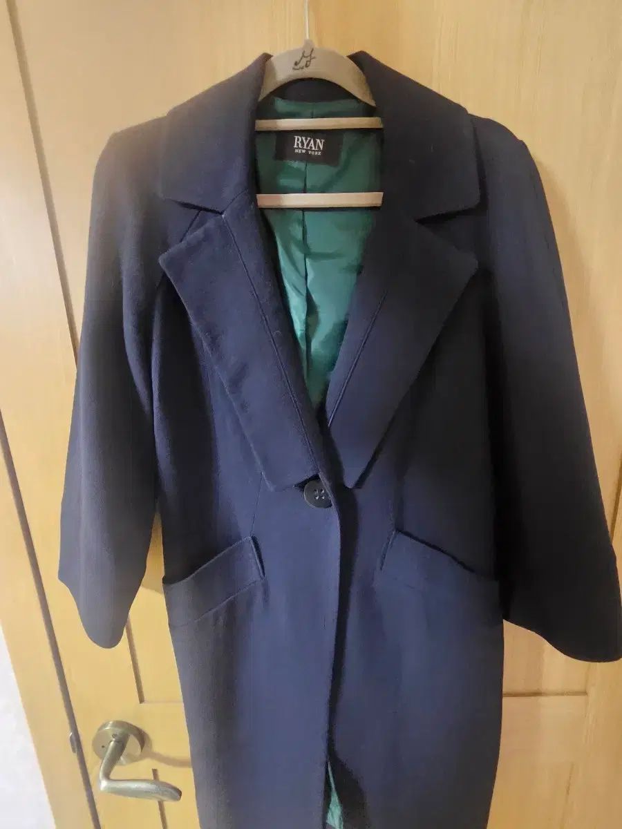 RYAN NEW YORK ネイビー ハーフ コート