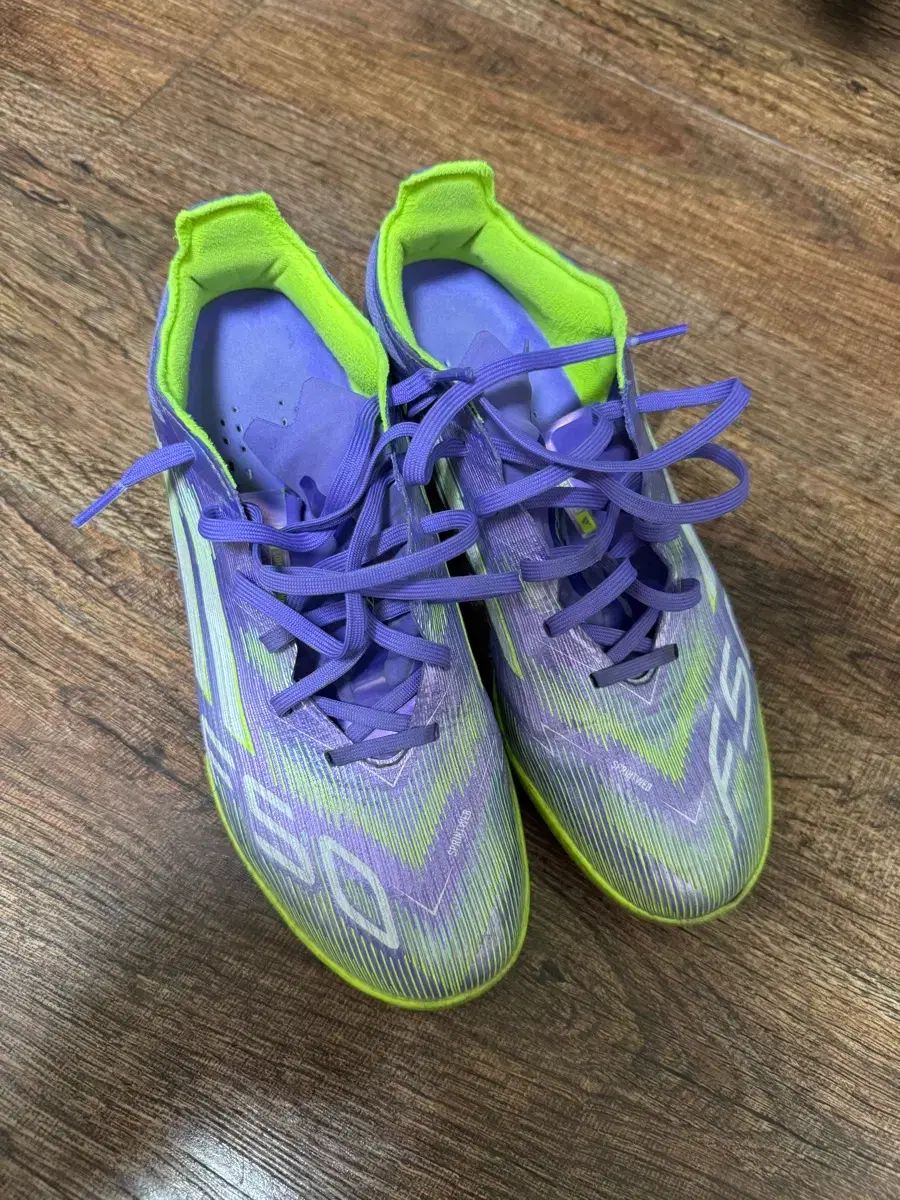 f50 255 プロ サッカーシューズ tf