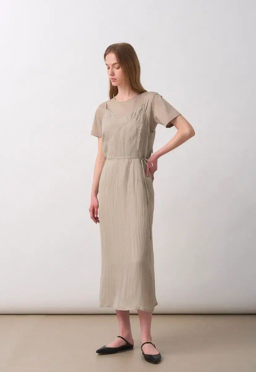 the CASHMERE スリーブ ロング丈ドレス & トップス