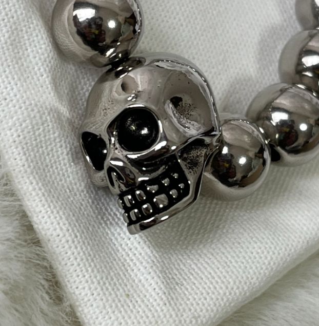 新品未使用 McQueen★ スカル マルチビーズ ブレスレット シルバー 858374J160Y0446