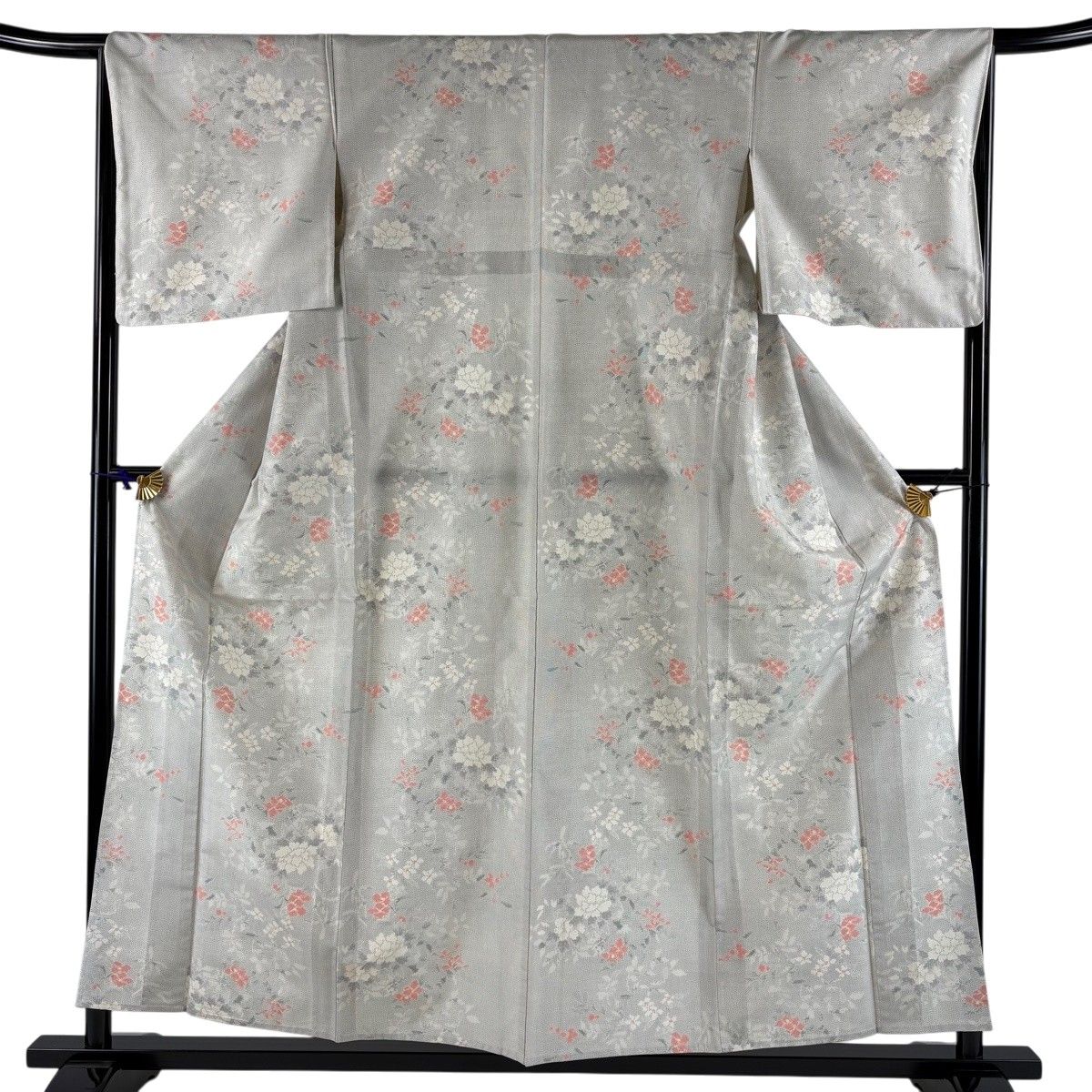 紬 身丈157.5cm 裄丈66.5cm M 単衣 草花 灰色 正絹 優品 【中古】