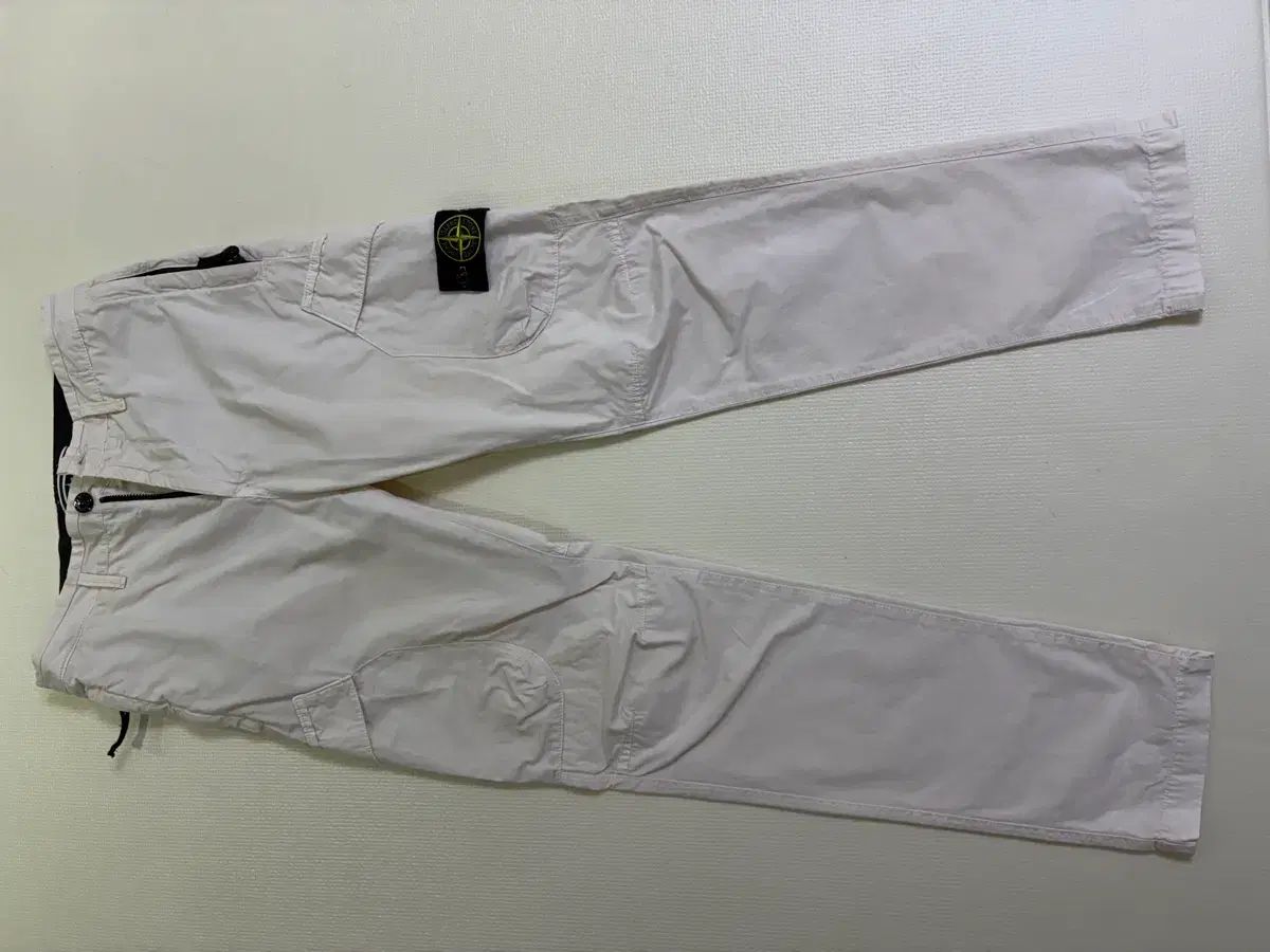 STONE ISLAND カーゴ パンツ