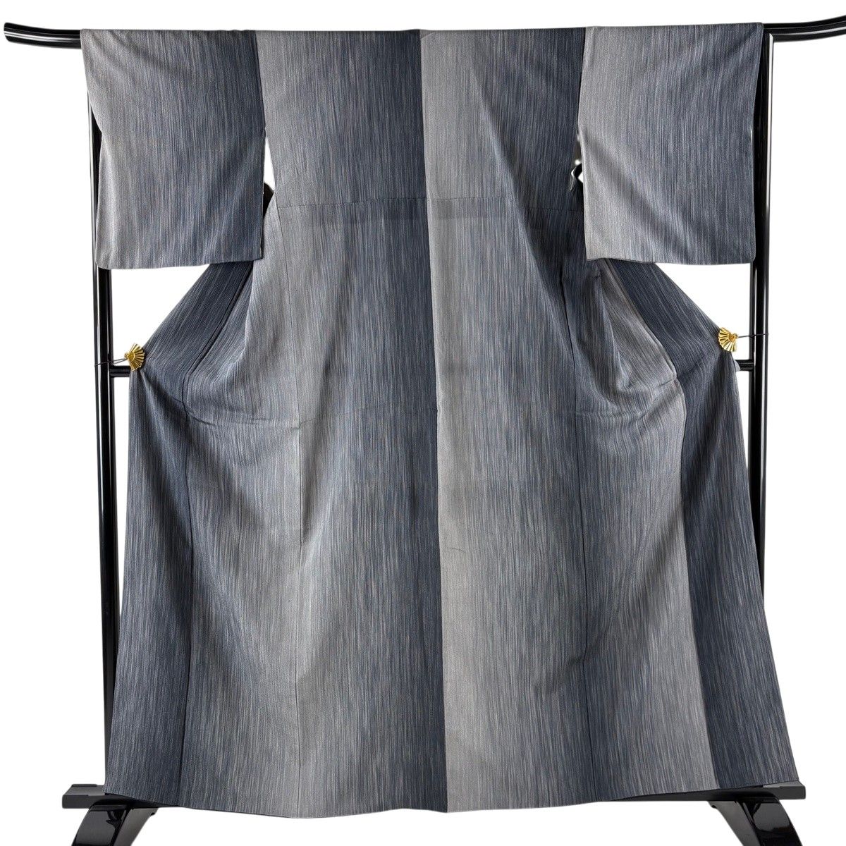 お召 身丈161.5cm 裄丈66cm M 袷 縞 黒灰 正絹 名品 【中古】