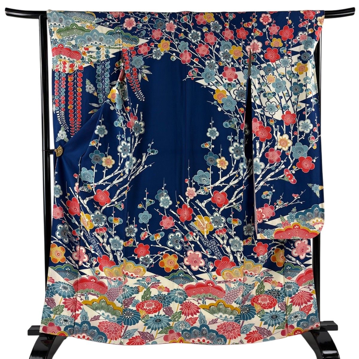 振袖 身丈163.5cm 裄丈65cm M 袷 枝梅 松 縮緬 紺色 正絹 名品 【中古】