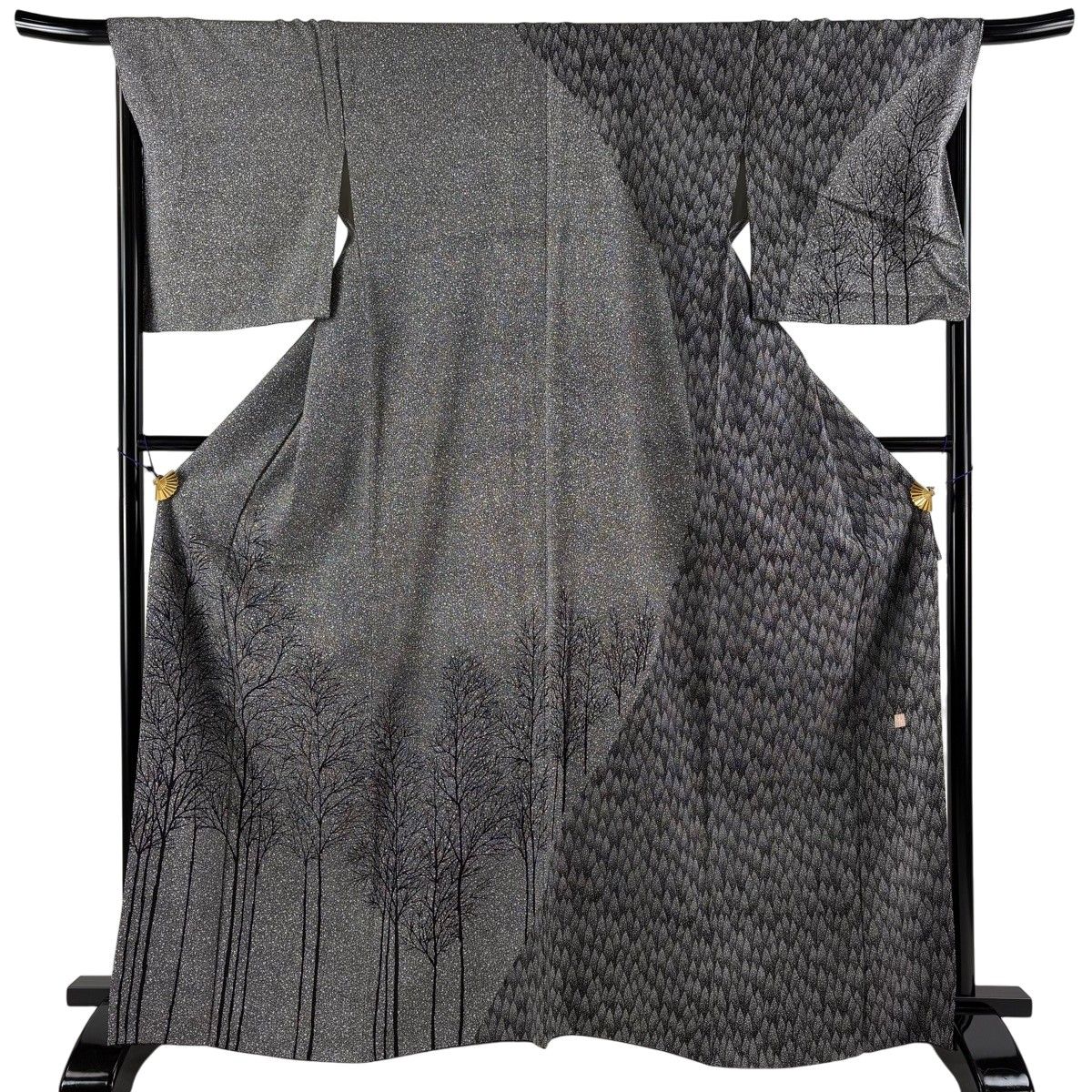 【美品】 訪問着 身丈165.5cm 裄丈69cm L 袷 落款 樹木 幾何学模様 黒灰 正絹 秀品 【中古】
