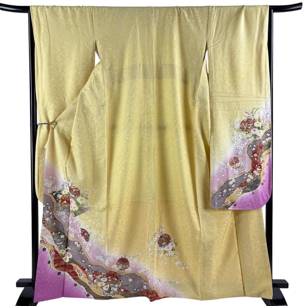 振袖 身丈166cm 裄丈66.5cm M 袷 鞠 草花 金糸 金彩 黄色 正絹 秀品 【中古】