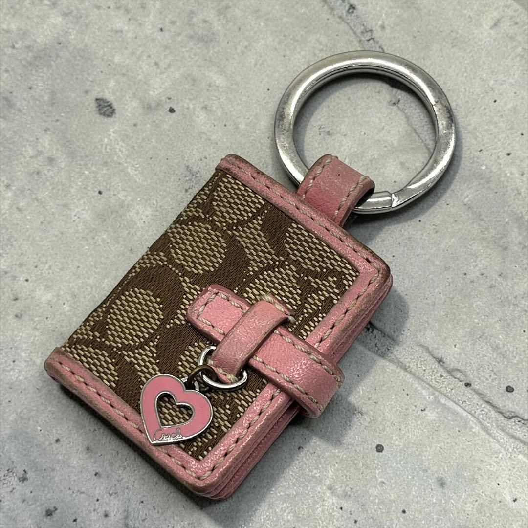 COACH Signature Mini Notebook Charm Pink コーチ チャーム キーホルダー 手帳型 シグネチャー ピンク ミニウォレット アクセサリー Y2K フェアリーグランジ レディース 2763