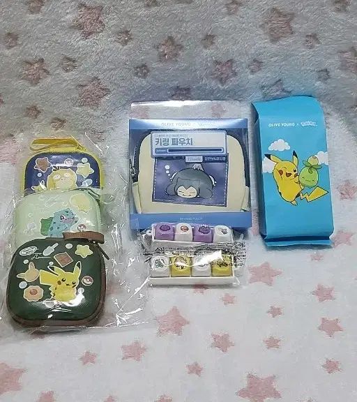 未開封) OLIVE YOUNG ポケットモンスター キーホルダー ポーチ / キーキャップ 使い捨てカメラ (まとめ売り)