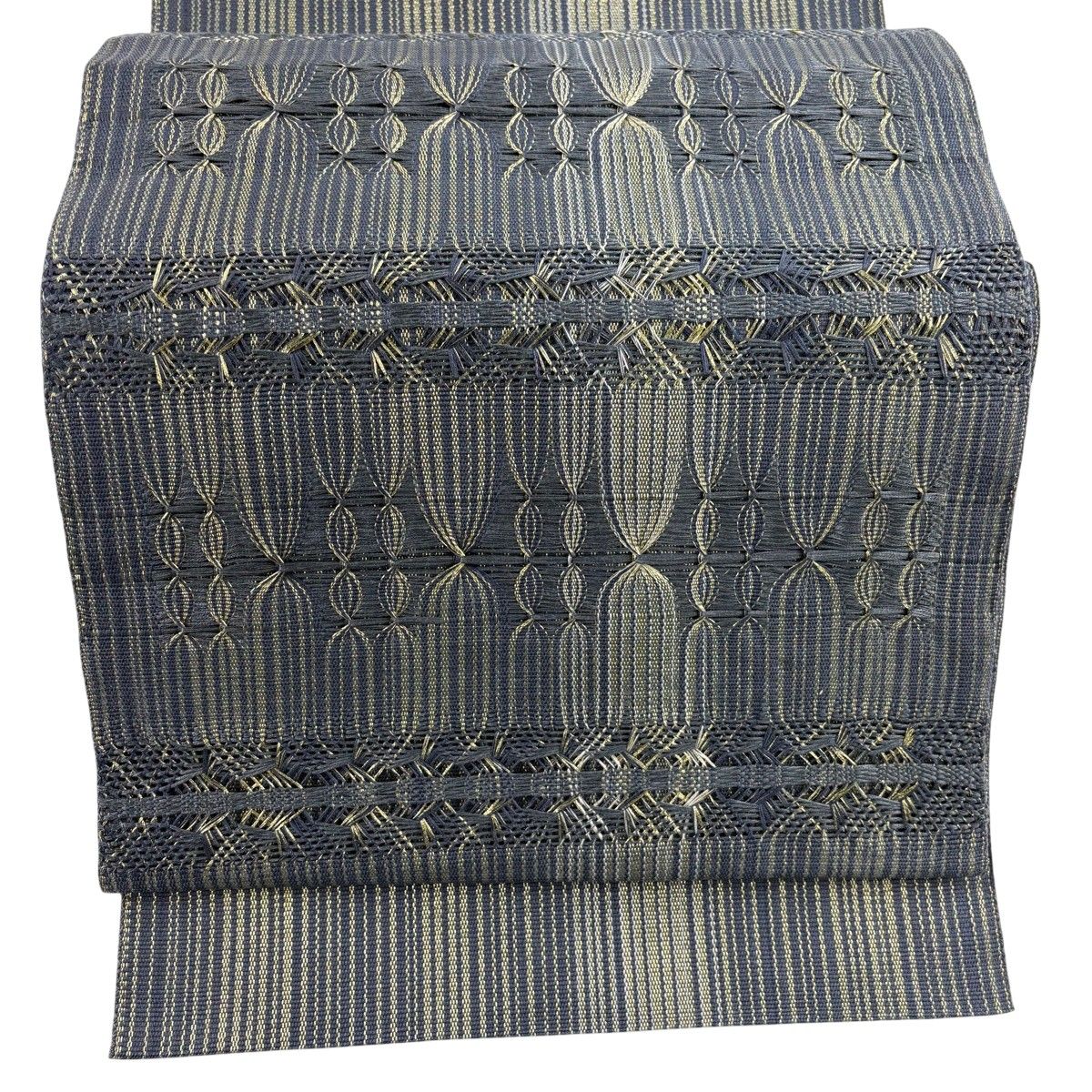 【美品】 名古屋帯 秀品 八寸名古屋帯 松葉仕立て 縞 幾何学 金糸 青灰色 正絹 【中古】