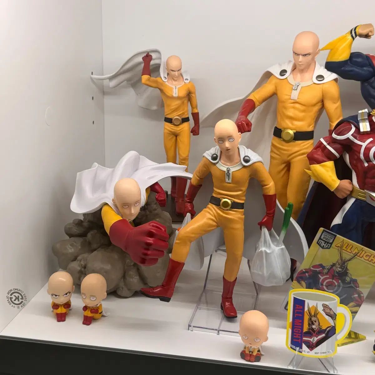 ワンパンマン 埼玉フィギュア + ガチャ まとめ売り