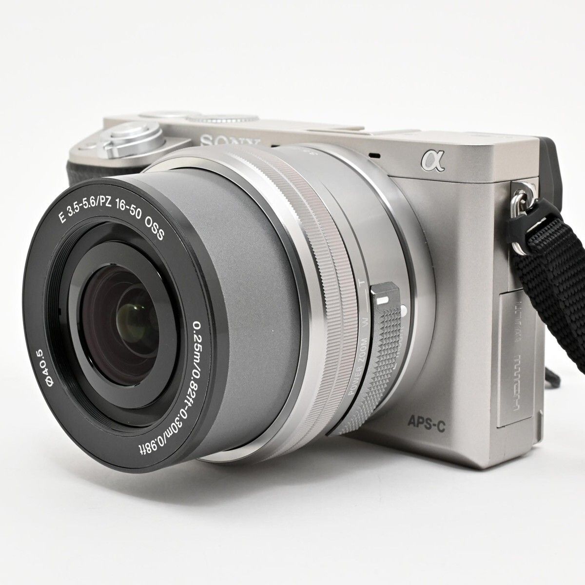 1347＜美品＞ソニー SONY α6000 パワーズームレンズキット シルバー