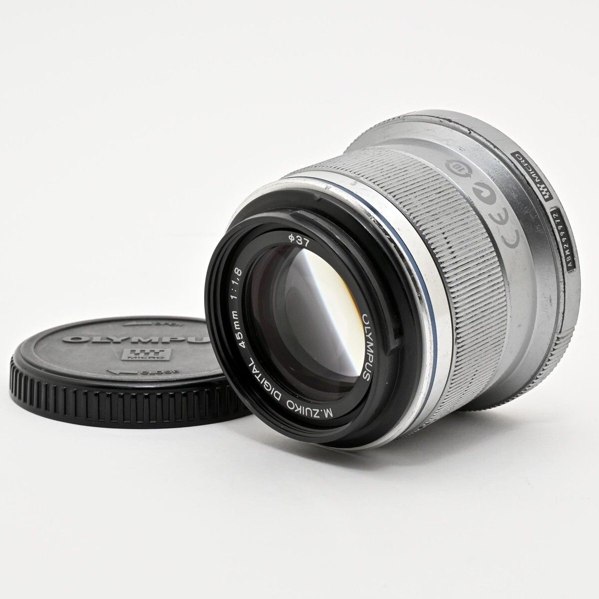 1357<並品>オリンパス OLYMPUS M.ZUIKO DIGITAL 45mm F1.8 シルバー
