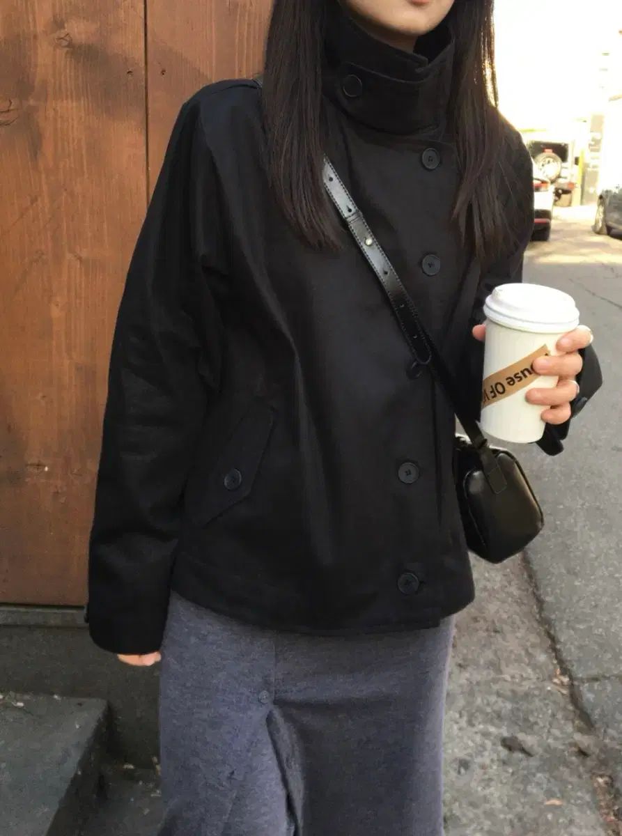 ブラック ハイネック ショート ダブル トレンチコート ジャケット 7,727円