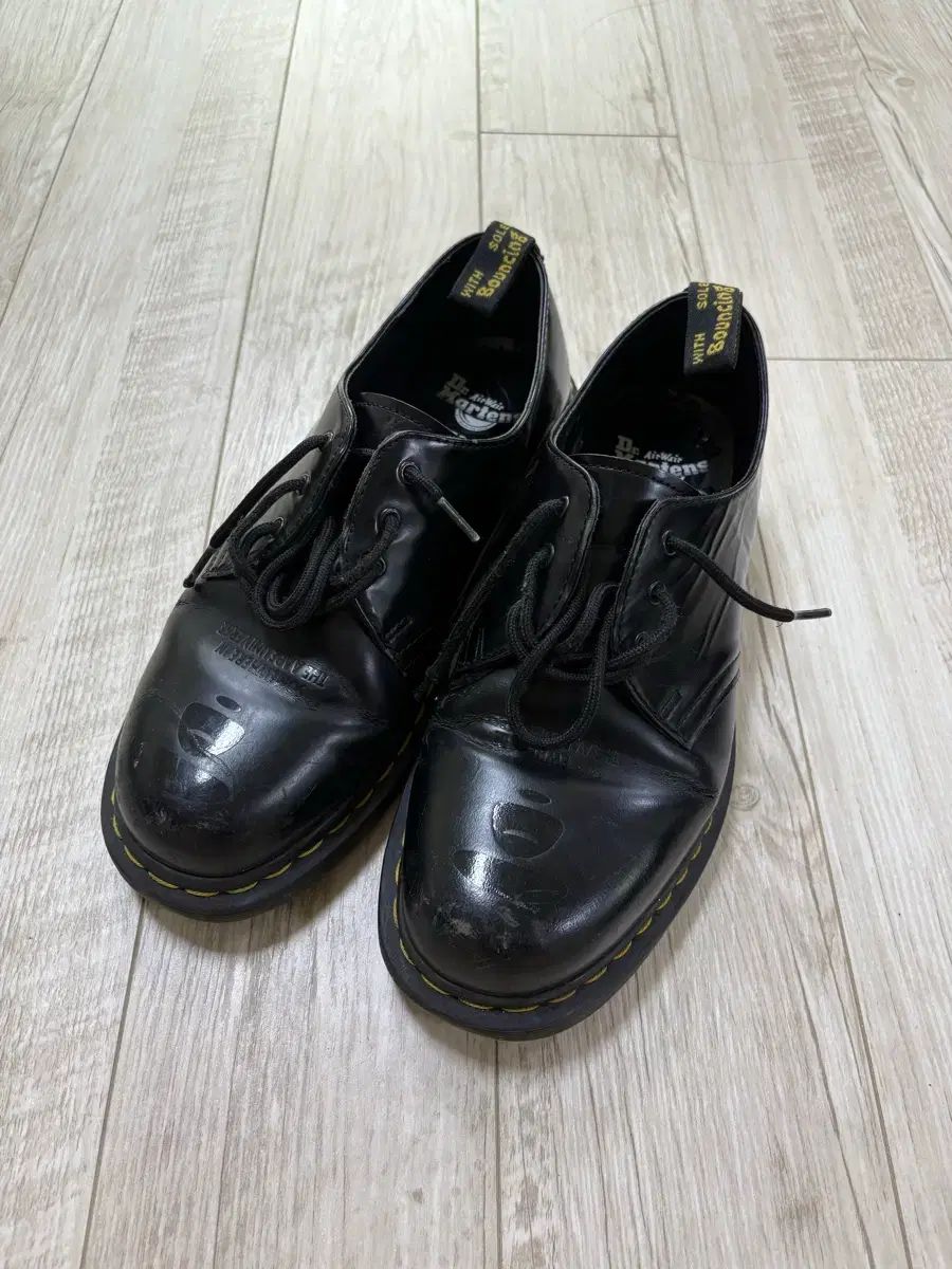 DR. MARTENS ドクターマーチン エイプ 1461 3ホール スムース 270