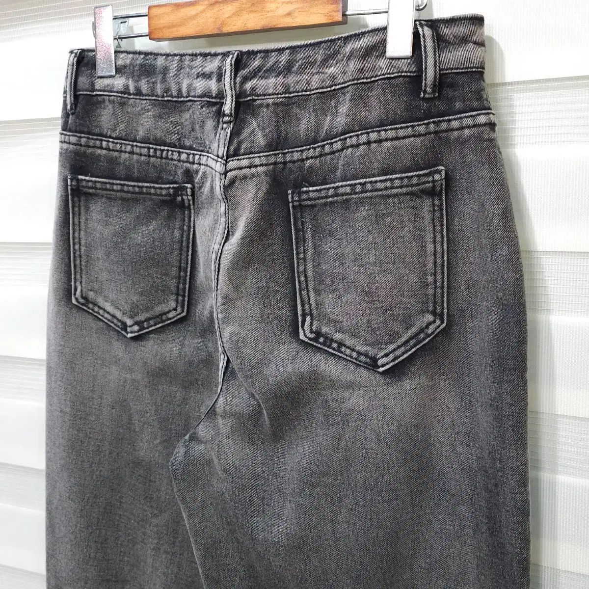 ブラック ウォッシュ加工 ヴィンテージ デニムパンツ - ウィメンズ L