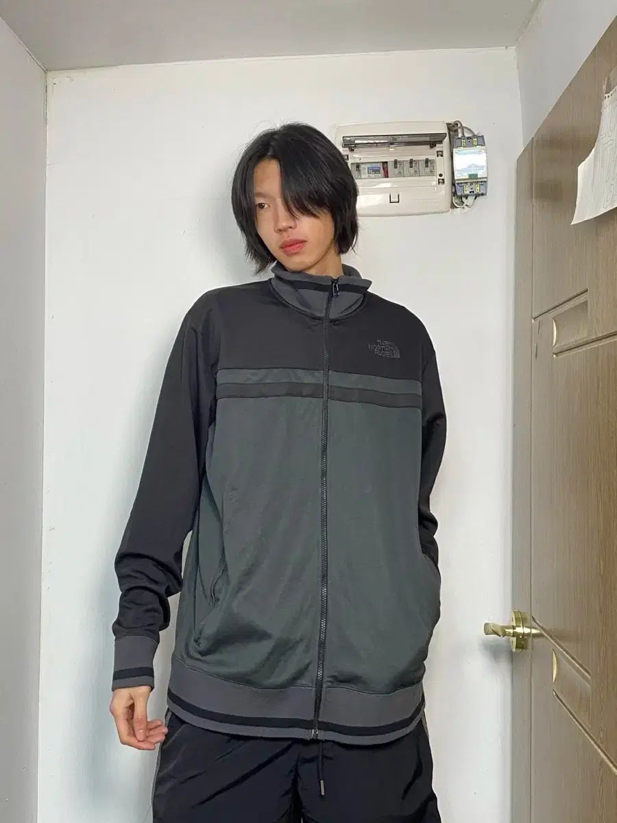 THE NORTH FACE ザノースフェイス 딥カーキ バイカラー ジャージ XL