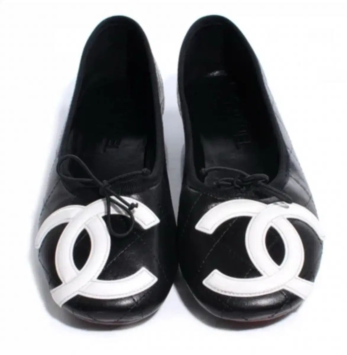 完売大乱 Chanel 26 九井 一 コービー ビーチ フラットシューズ ブラック 新品 フルセット