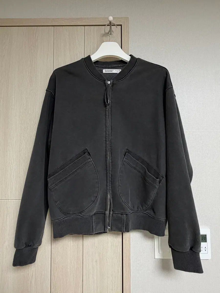 ナウン faded sweat blouson (charcoal) 1