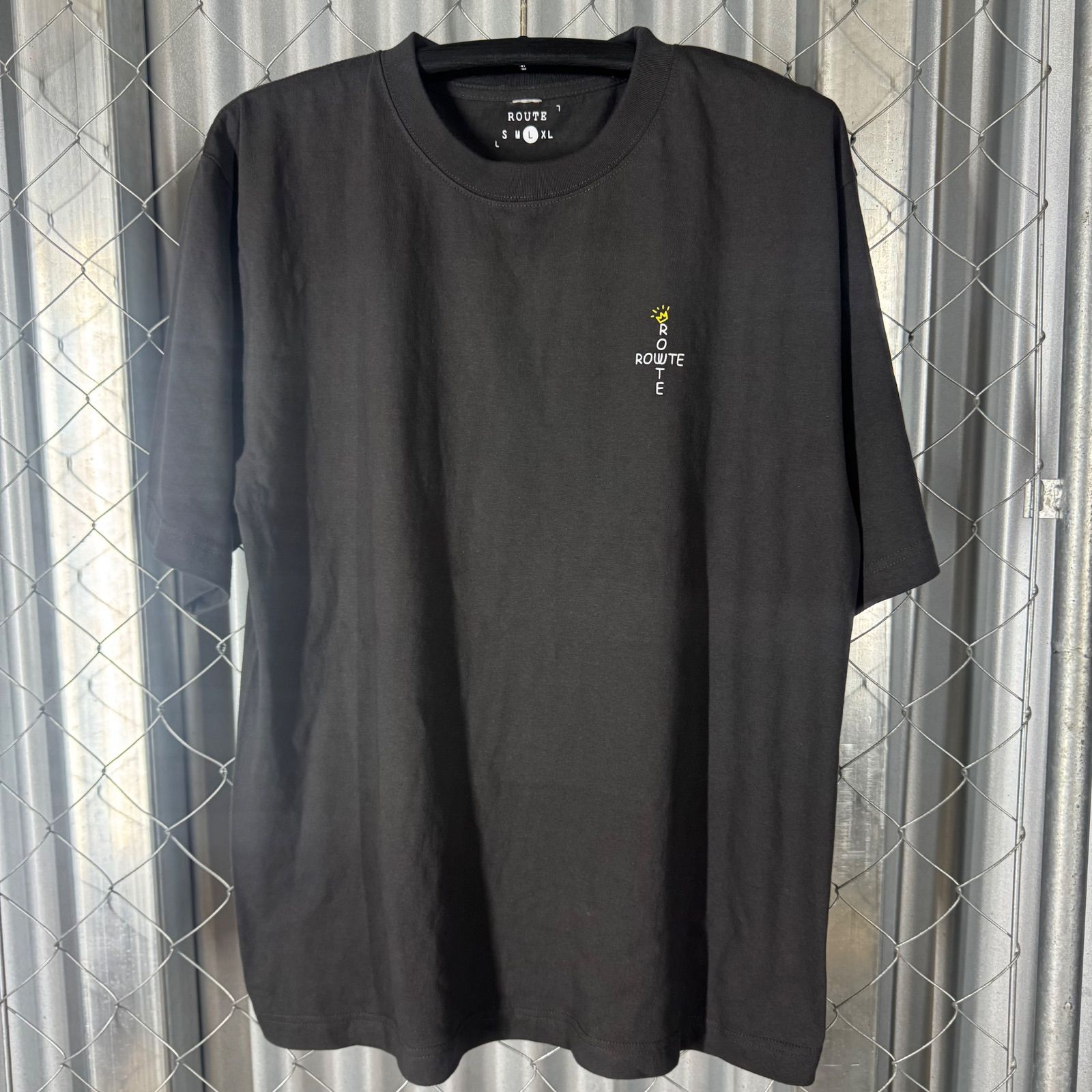ROUTE Cross Tシャツ Charcoal X White BIG-T