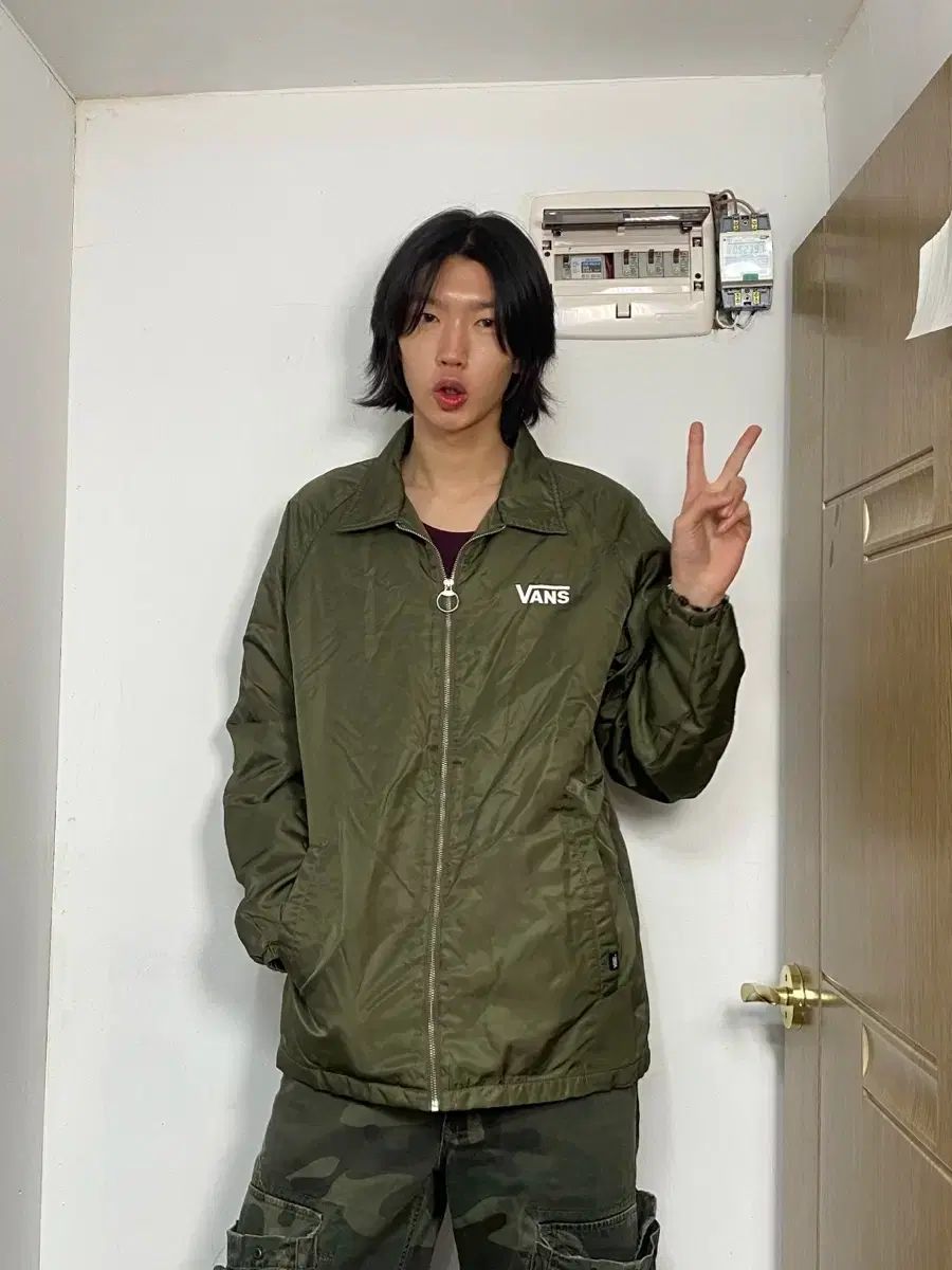 VANS カーキ オーバーサイズ ウィンドブレーカー L
