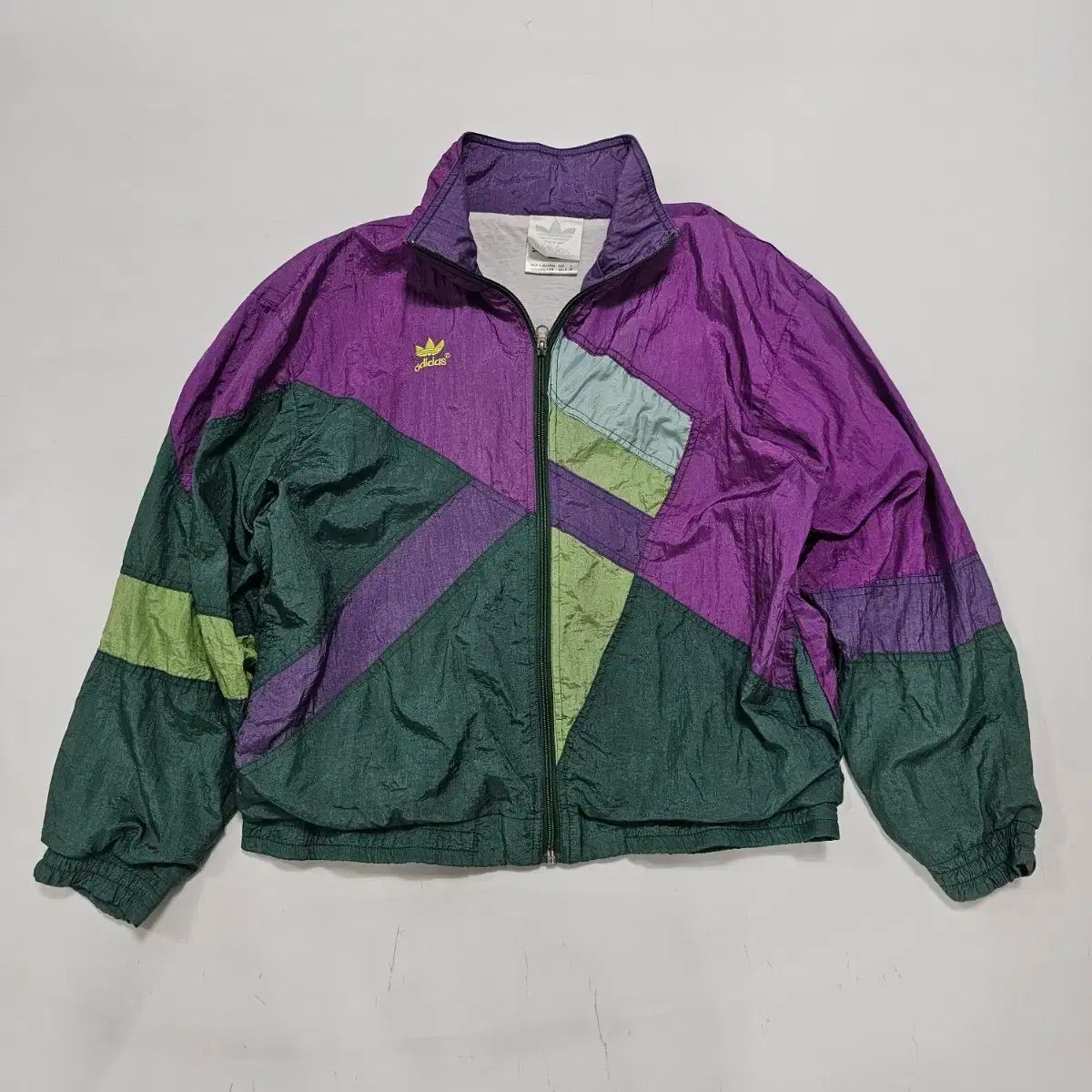 アディダス オールドスクール 90s ウィンドブレーカー