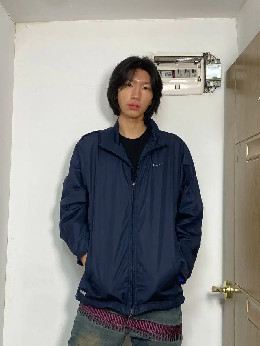 00s NIKE ブラック ウィンドブレーカー L