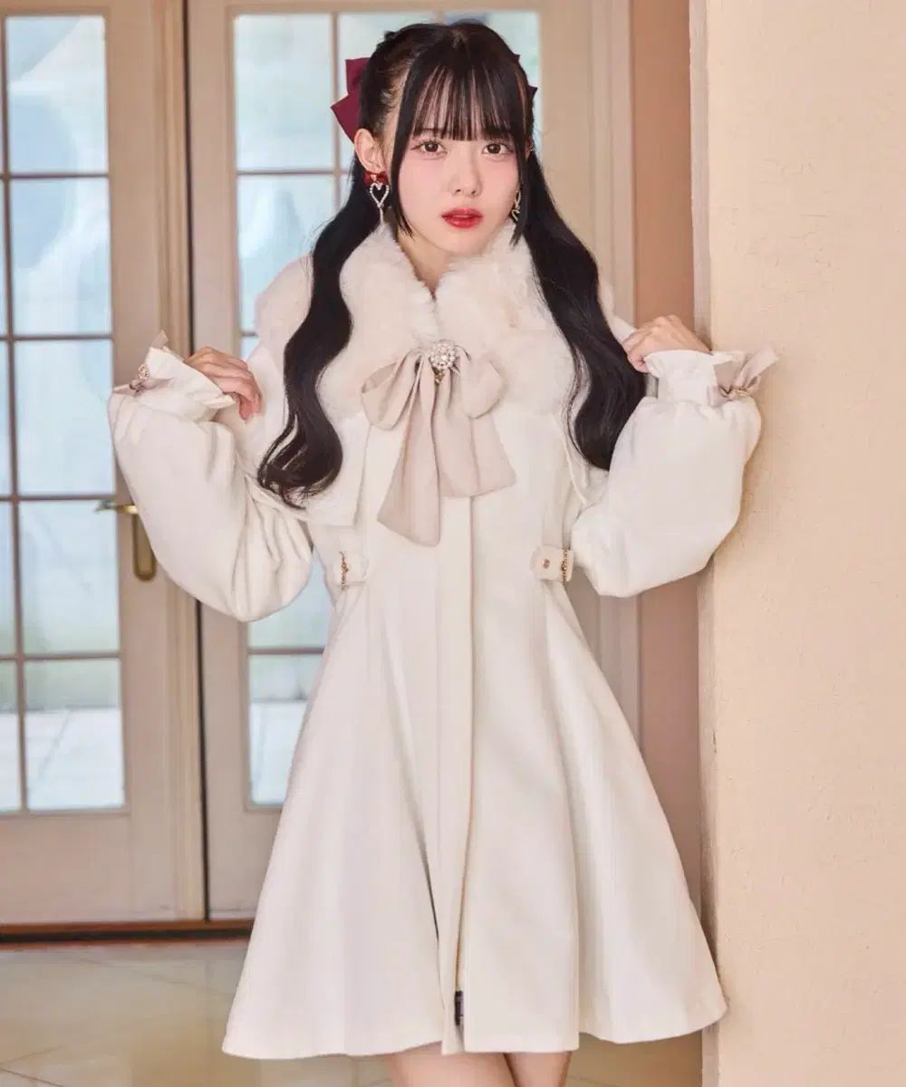 ロジータ マルチウェイ ケープ ファー Tシャツ 白