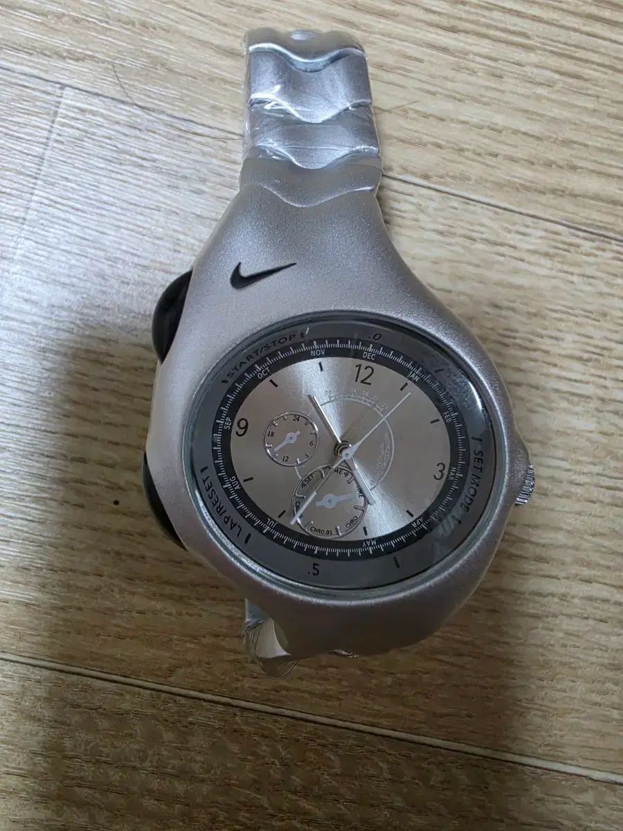 NIKE アナログ スポーツ時計 新品 未使用
