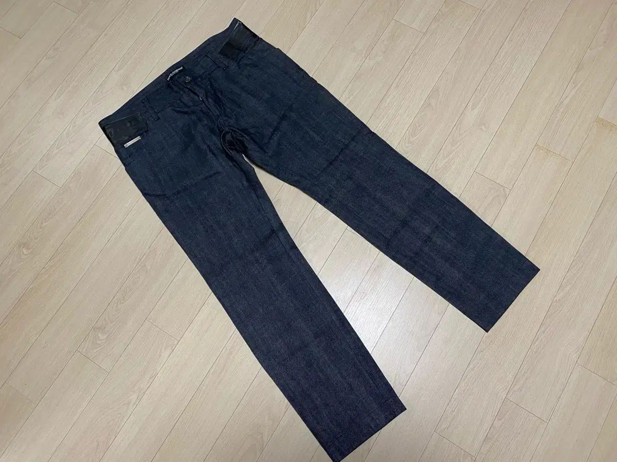 Dolce&Gabbana ドルチェ＆ガッバーナ ブラックデニム ジーンズ テーパード / 14ゲージ 48