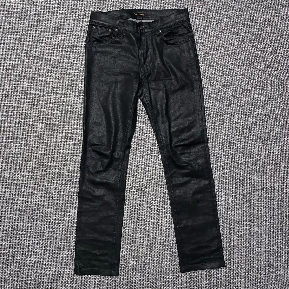 31 Nudie Jeans(ヌーディージーンズ) スリム コーティングデニム