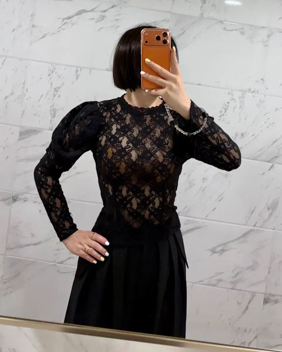 jsNEW YORKスタイル セール (当日発送)ショルダーシャーリング オールレース シースルー ショート ブラウス