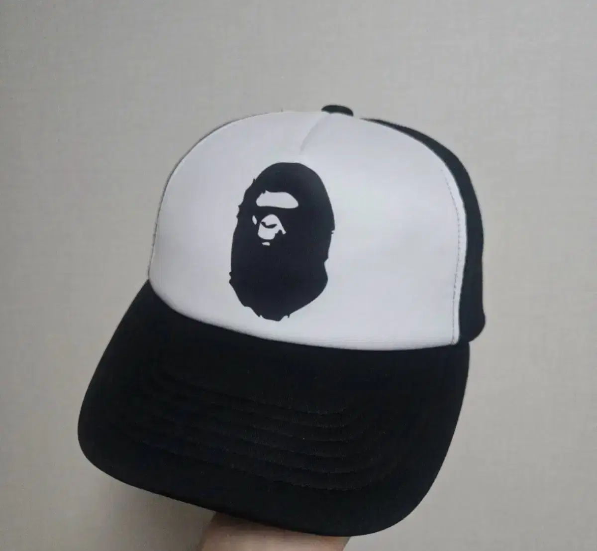 A BATHING APE サル トラッカーキャップ