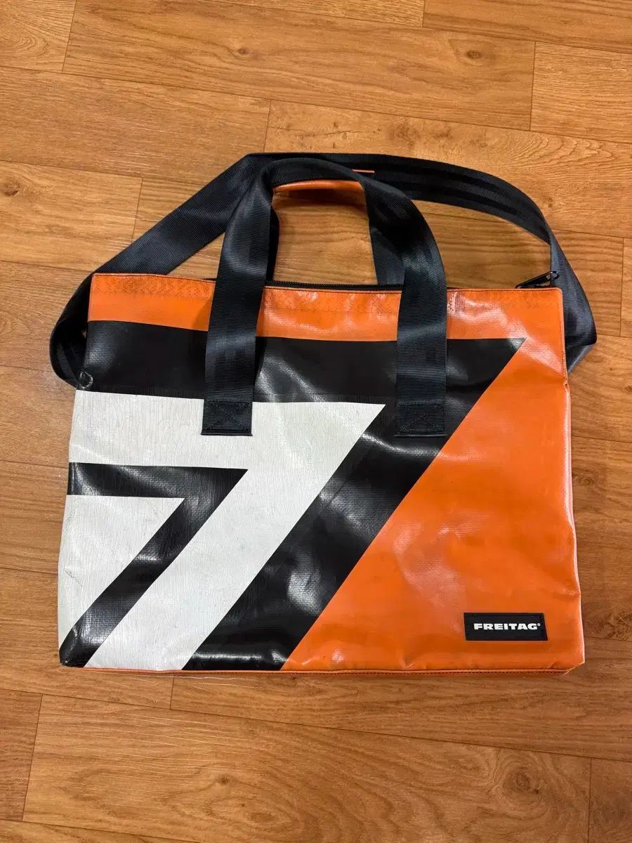 FREITAG F45 ロイ 新商品