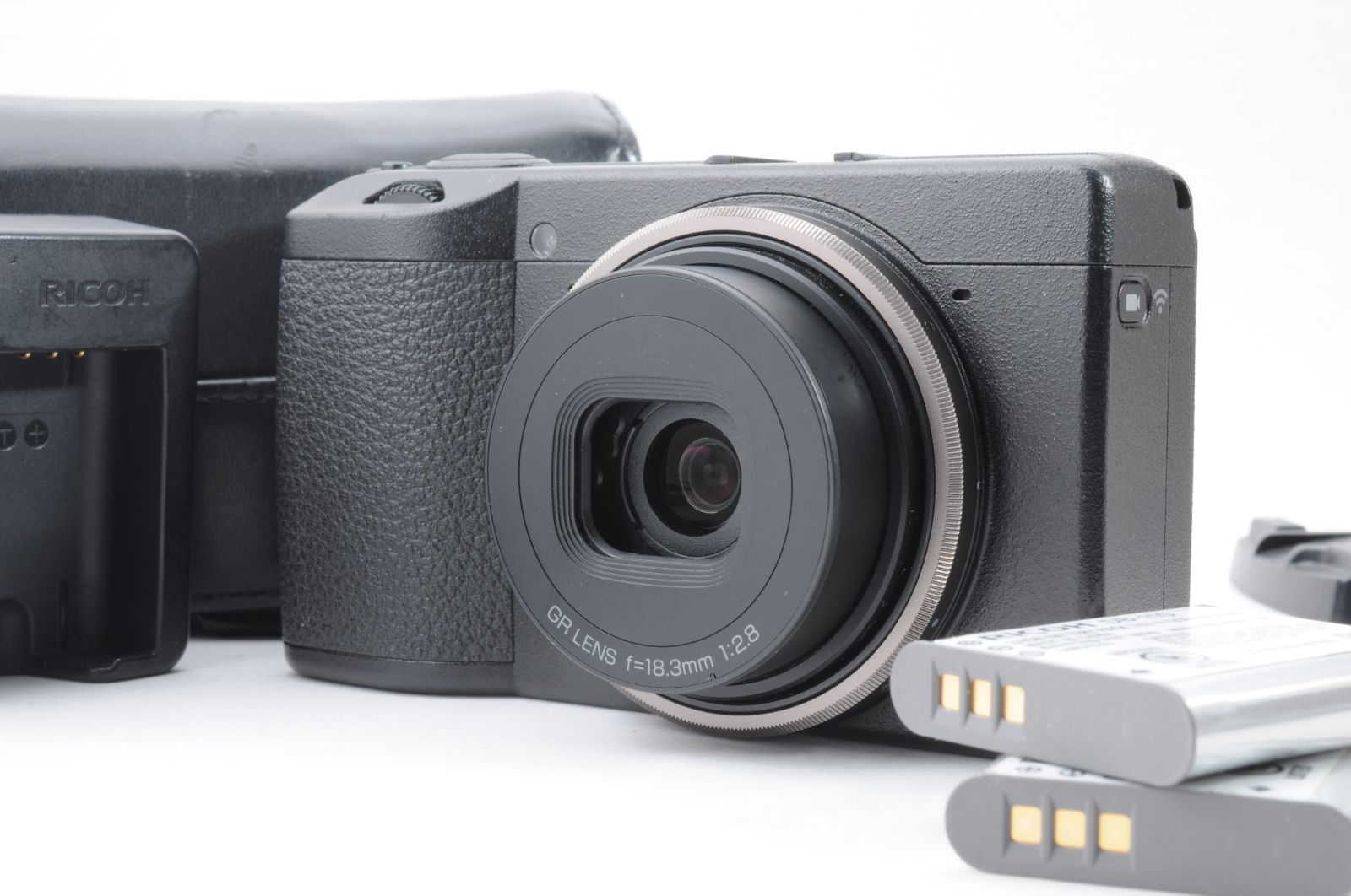 西*正様 【50点限定！純正シルバーパーツ装備品！】RICOH GR APS-C メルカリ